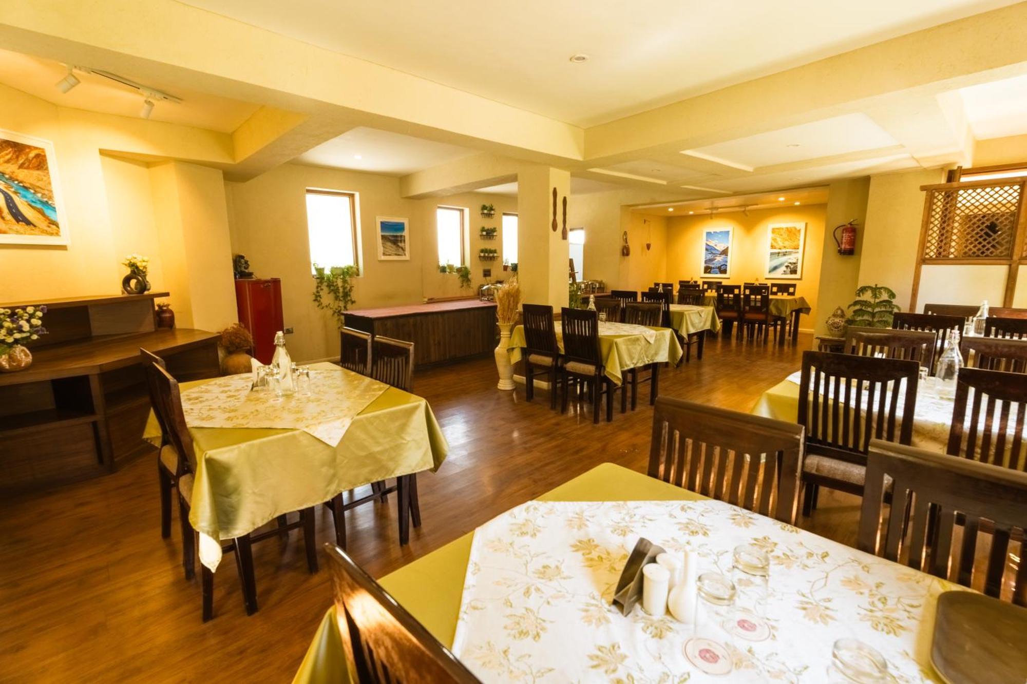 The Saraha Hotel Leh Ngoại thất bức ảnh